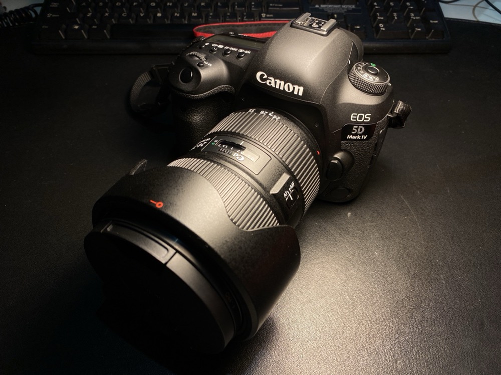 Canon 5D Mark IV Kit