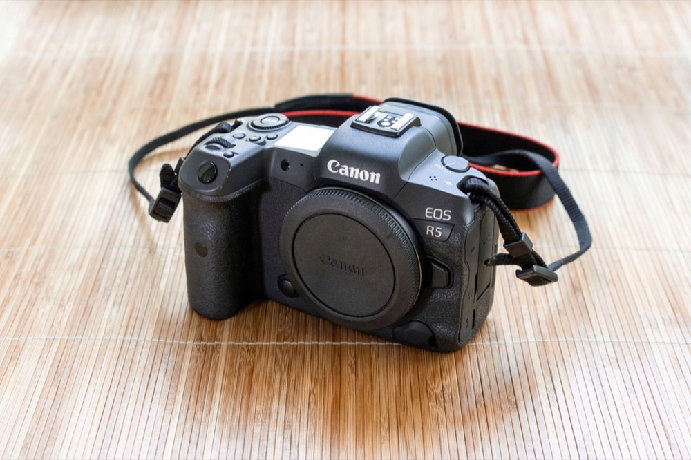 Canon EOS R5